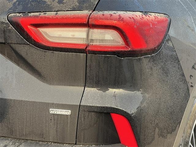 new 2026 Ford Escape PHEV car, priced at $33,055