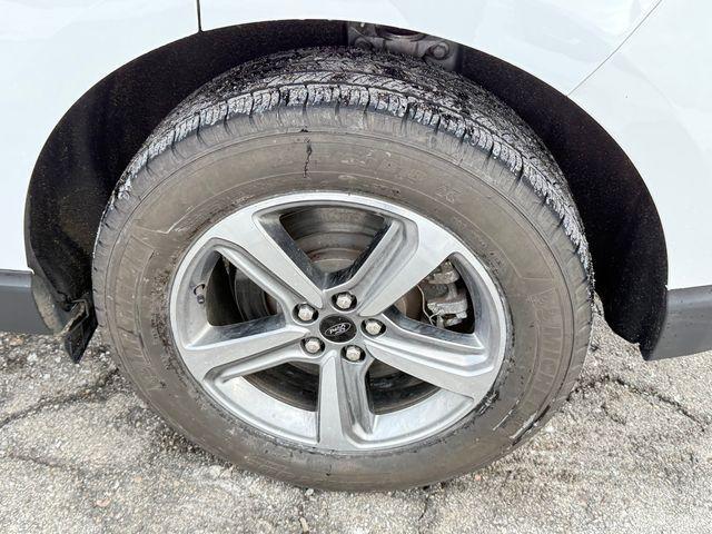 used 2024 Ford Edge car, priced at $28,300