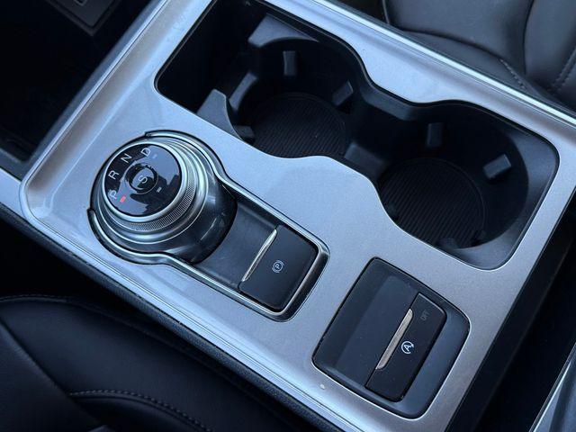 used 2024 Ford Edge car, priced at $27,998