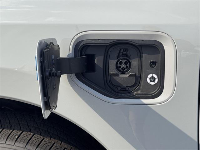 new 2024 Ford F-150 Lightning car