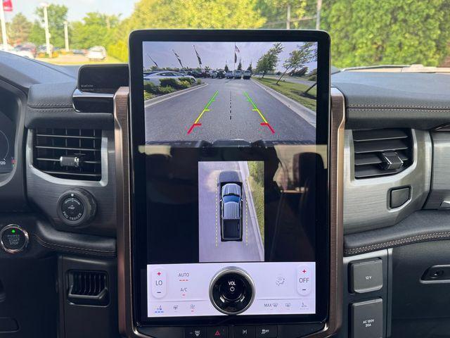 new 2024 Ford F-150 Lightning car