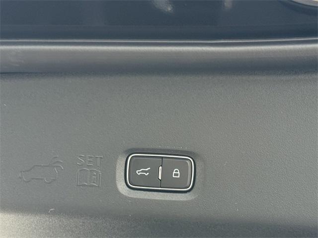 new 2026 Ford Expedition car, priced at $81,225