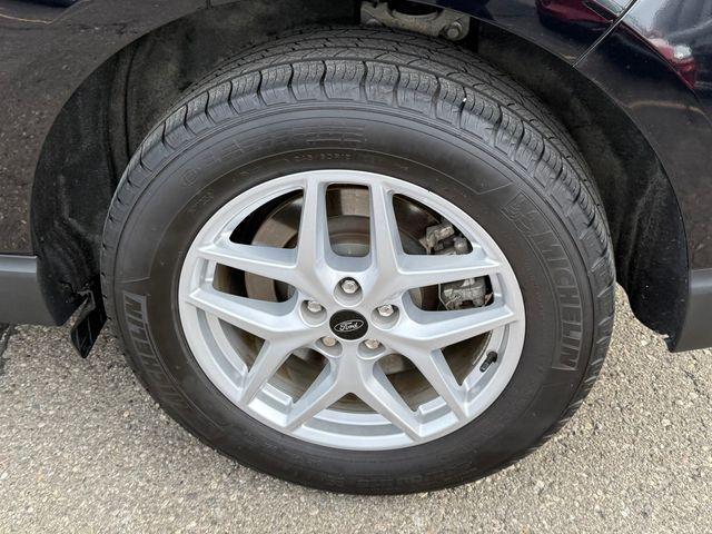 used 2024 Ford Edge car, priced at $27,999