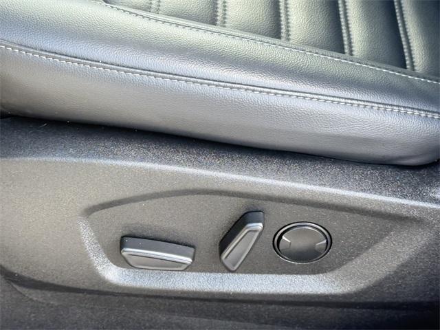 used 2024 Ford Edge car, priced at $29,488