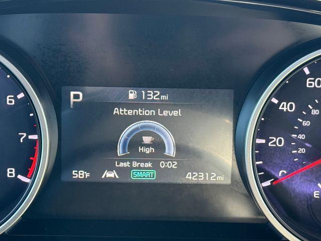 used 2024 Kia Carnival car, priced at $32,889