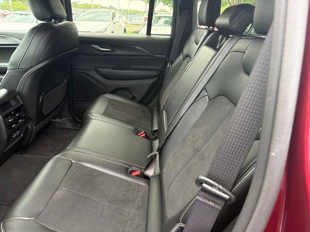 used 2025 Jeep Grand Cherokee car, priced at $35,995
