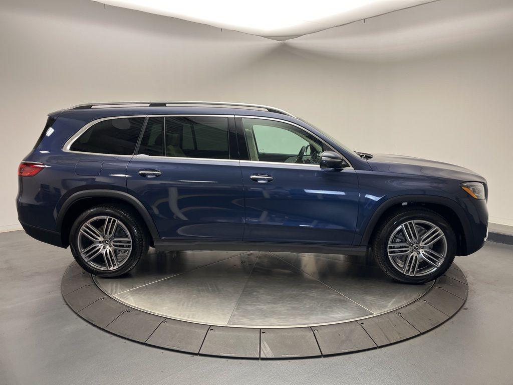 new 2026 Mercedes-Benz GLS 450 car, priced at $91,785