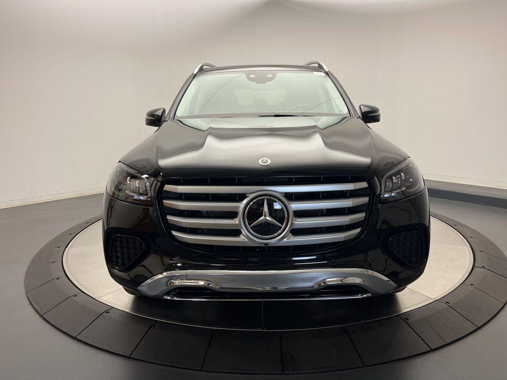 new 2026 Mercedes-Benz GLS 450 car, priced at $92,595