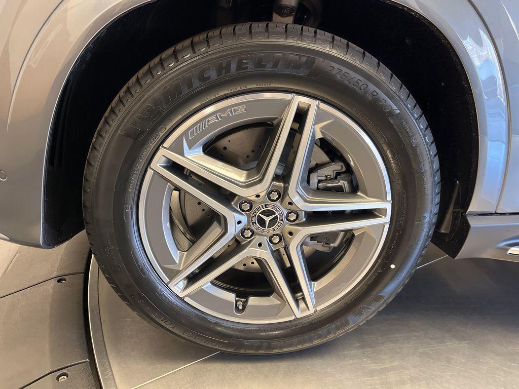 new 2026 Mercedes-Benz GLE 450 car, priced at $78,145