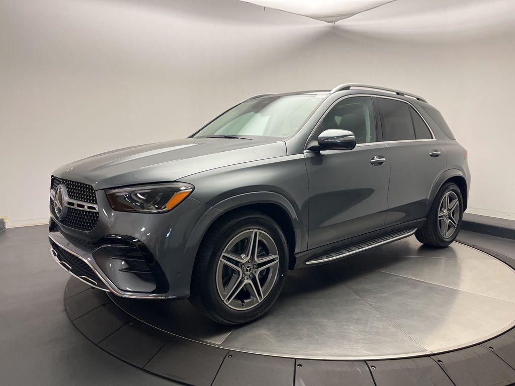 new 2026 Mercedes-Benz GLE 450 car, priced at $78,145