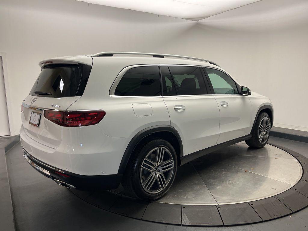 new 2026 Mercedes-Benz GLS 450 car, priced at $93,565
