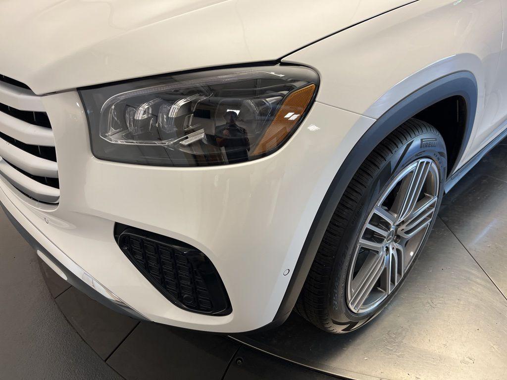 new 2026 Mercedes-Benz GLS 450 car, priced at $93,565