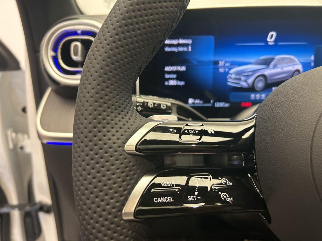 new 2026 Mercedes-Benz GLC 300 car, priced at $60,585