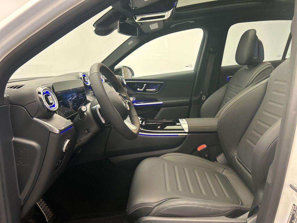 new 2026 Mercedes-Benz GLC 300 car, priced at $60,585