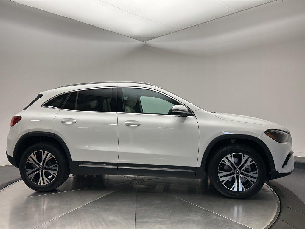 used 2025 Mercedes-Benz GLA 250 car, priced at $39,850