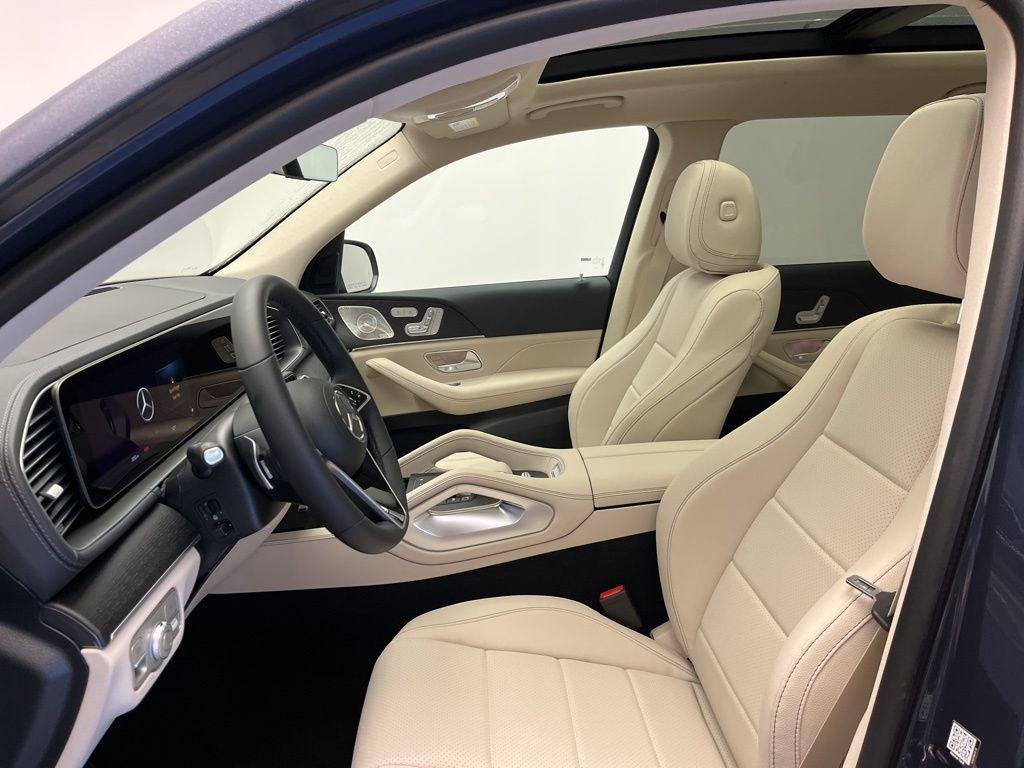new 2026 Mercedes-Benz GLS 450 car, priced at $92,950