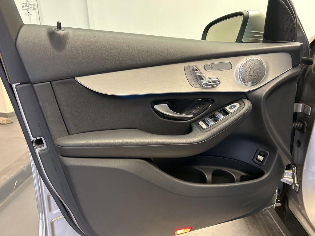 used 2019 Mercedes-Benz GLC 300 car, priced at $18,850