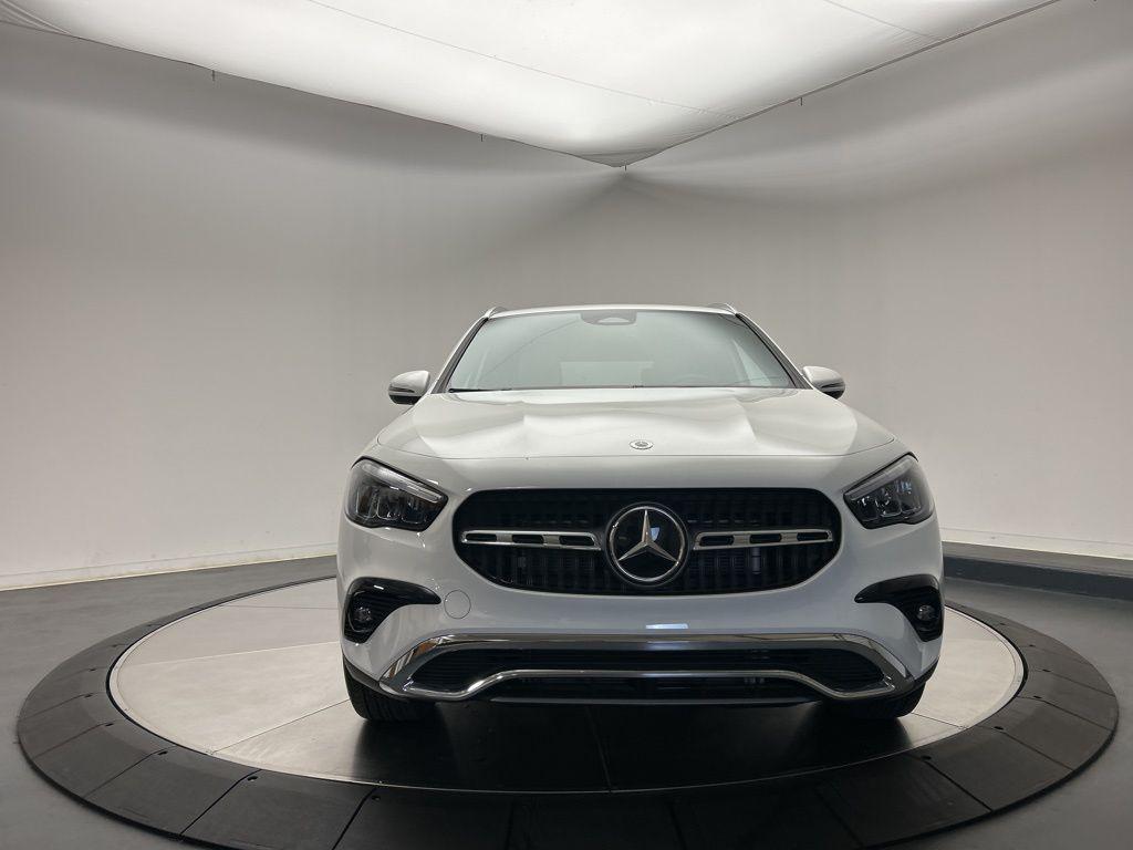 new 2025 Mercedes-Benz GLA 250 car, priced at $44,250
