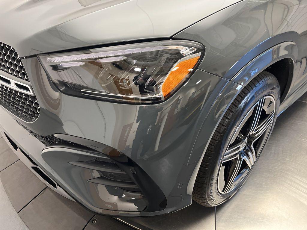 new 2026 Mercedes-Benz GLE 450 car, priced at $79,700