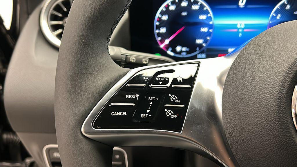 used 2025 Mercedes-Benz GLA 250 car, priced at $42,850