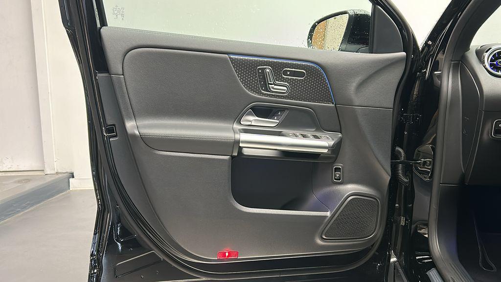 used 2025 Mercedes-Benz GLA 250 car, priced at $42,850