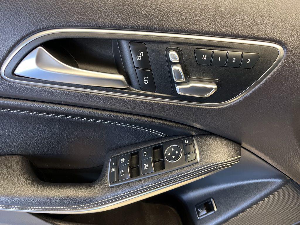 used 2018 Mercedes-Benz GLA 250 car, priced at $17,850