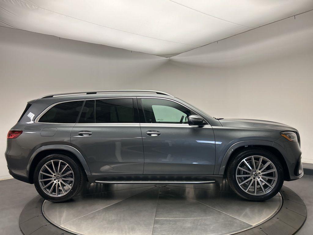new 2026 Mercedes-Benz GLS 580 car, priced at $120,235