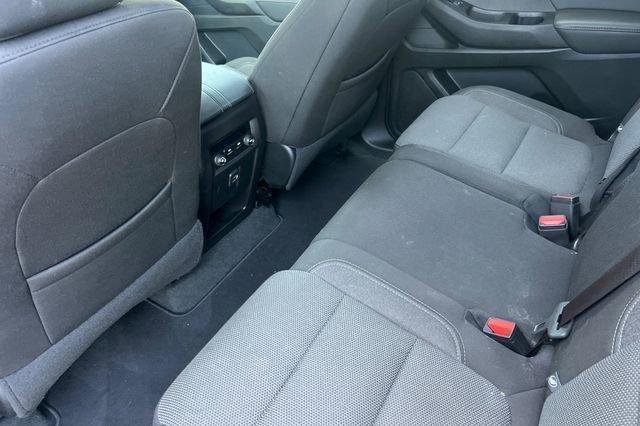 used 2023 Chevrolet Traverse car, priced at $30,998