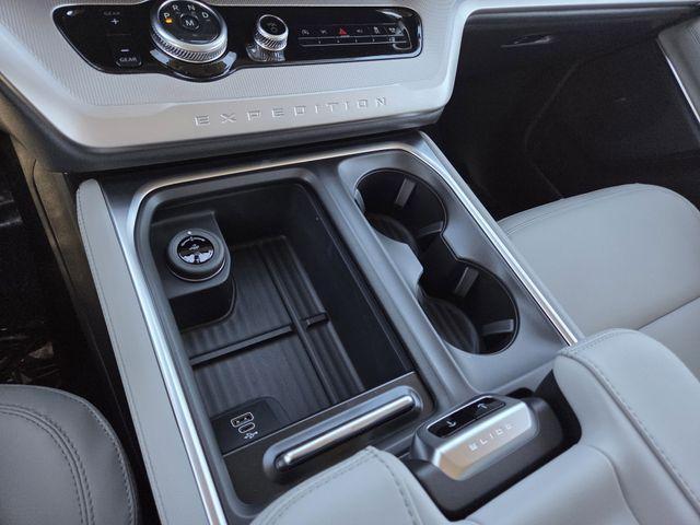 new 2026 Ford Expedition car, priced at $68,017