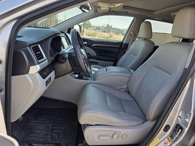 used 2015 Toyota Highlander car, priced at $17,900