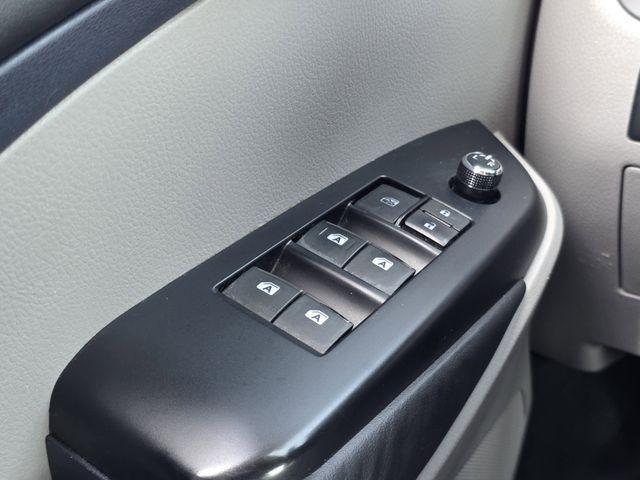 used 2015 Toyota Highlander car, priced at $17,900