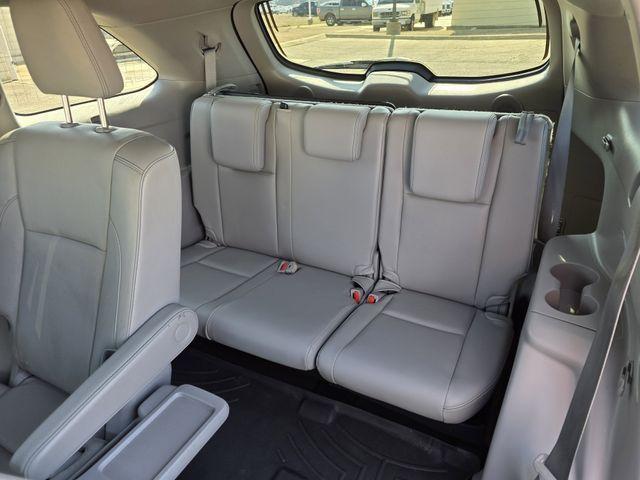 used 2015 Toyota Highlander car, priced at $17,900