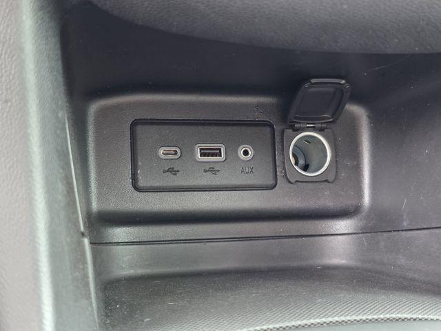 used 2022 Chevrolet Equinox car, priced at $16,900