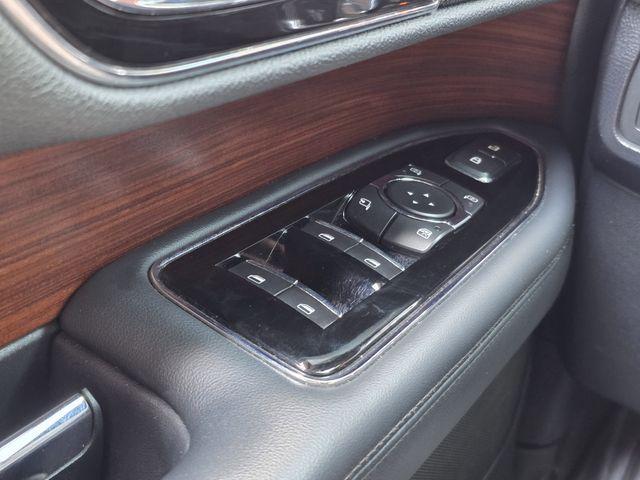 used 2022 Lincoln Navigator car, priced at $47,900