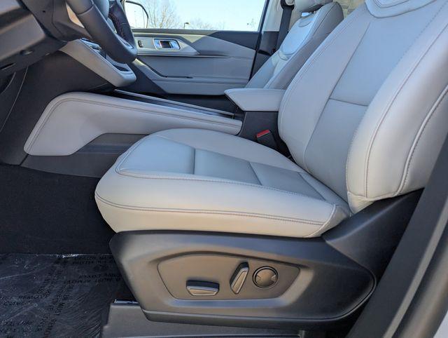 new 2026 Ford Explorer car, priced at $39,618