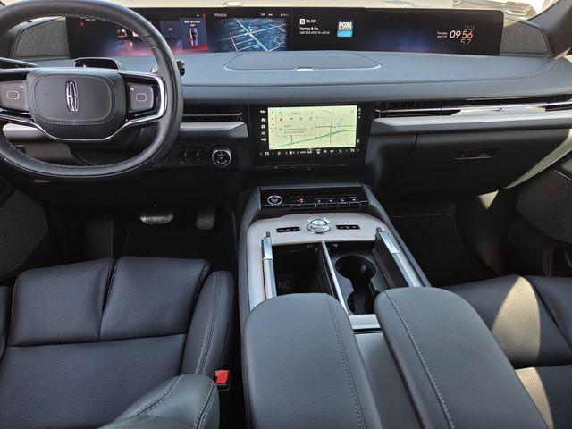 new 2026 Lincoln Navigator car, priced at $101,636