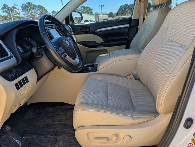 used 2019 Toyota Highlander car, priced at $20,500