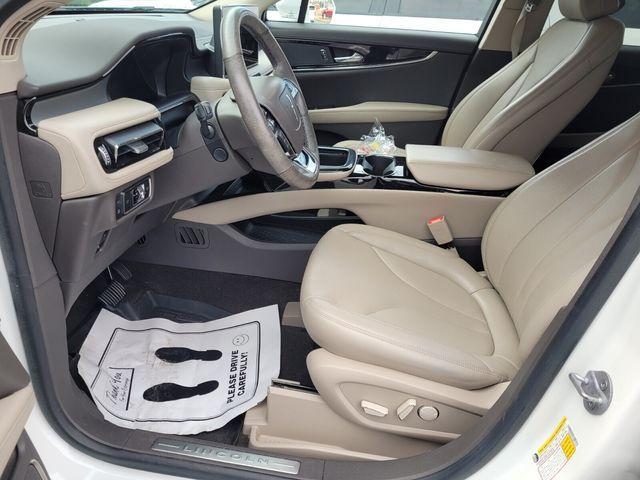 used 2022 Lincoln Nautilus car, priced at $23,900