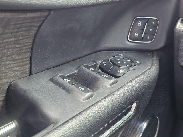 used 2018 Ford Expedition car, priced at $19,900