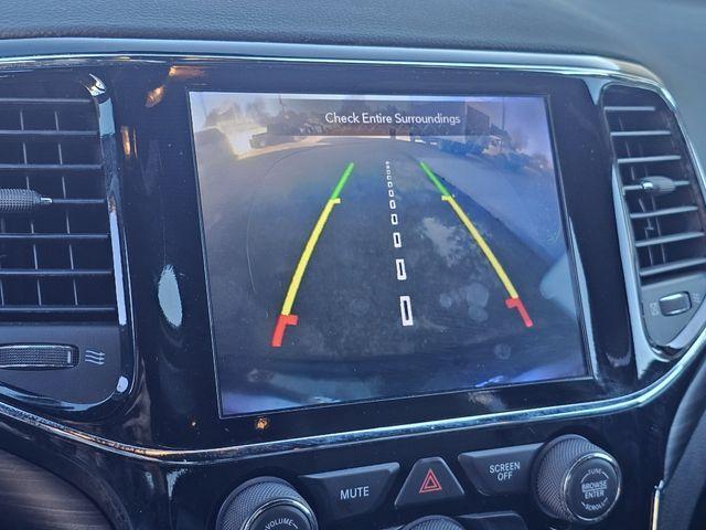 used 2020 Jeep Grand Cherokee car, priced at $20,000