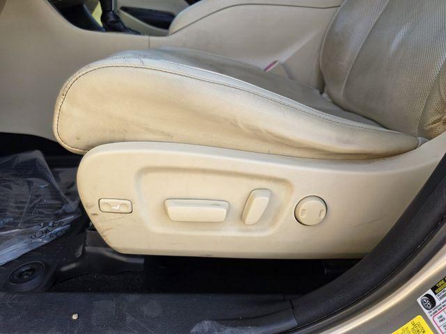 used 2015 Toyota Highlander car, priced at $11,900