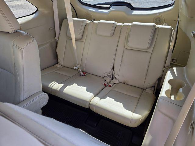 used 2015 Toyota Highlander car, priced at $11,900