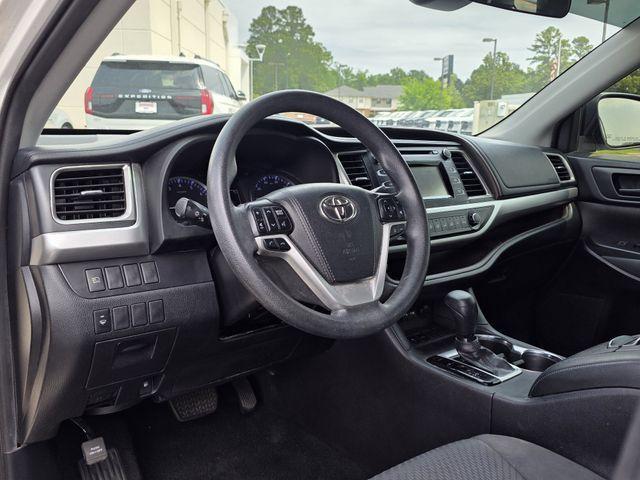 used 2019 Toyota Highlander car, priced at $19,800