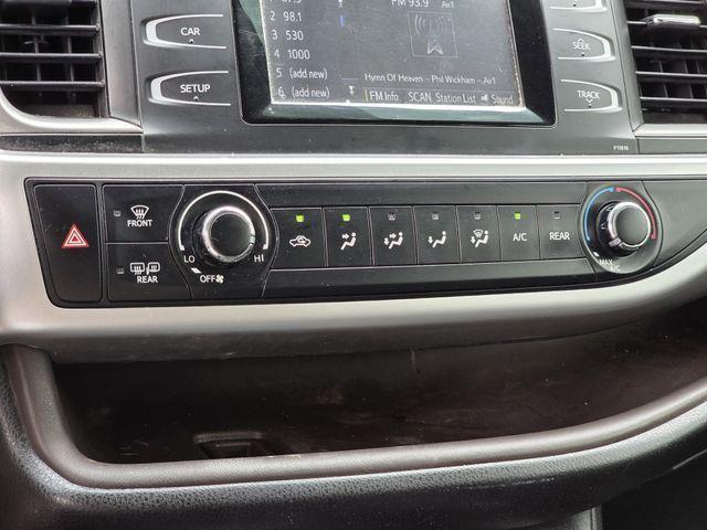 used 2019 Toyota Highlander car, priced at $19,800