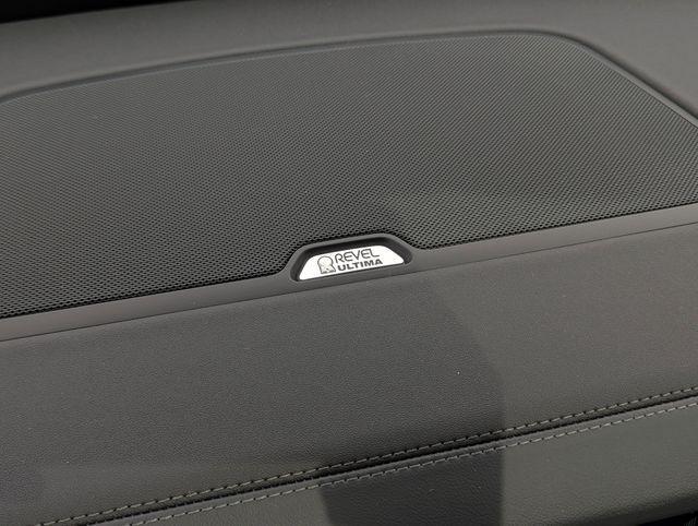 new 2025 Lincoln Navigator car, priced at $105,162