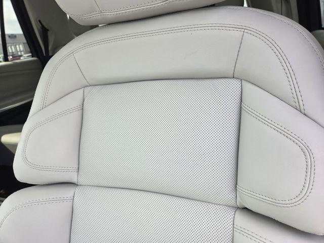 new 2026 Lincoln Navigator car, priced at $88,839