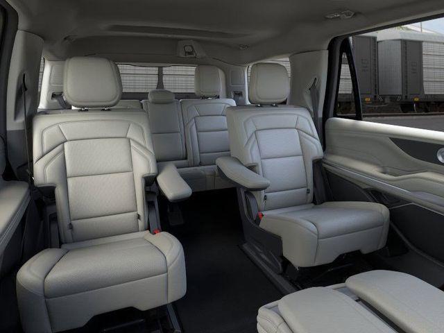 new 2026 Lincoln Navigator car, priced at $93,727