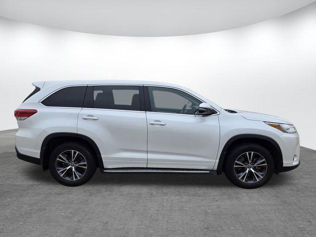 used 2017 Toyota Highlander car, priced at $18,200