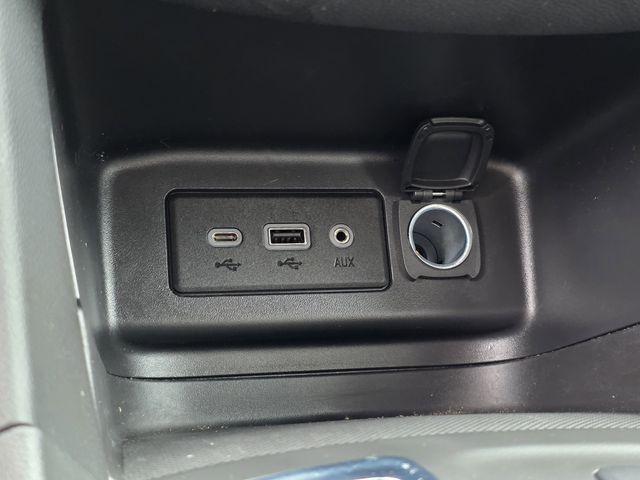 used 2023 Chevrolet Equinox car, priced at $19,625