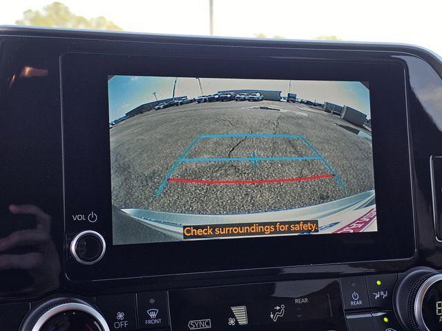 used 2024 Toyota Highlander car, priced at $36,100